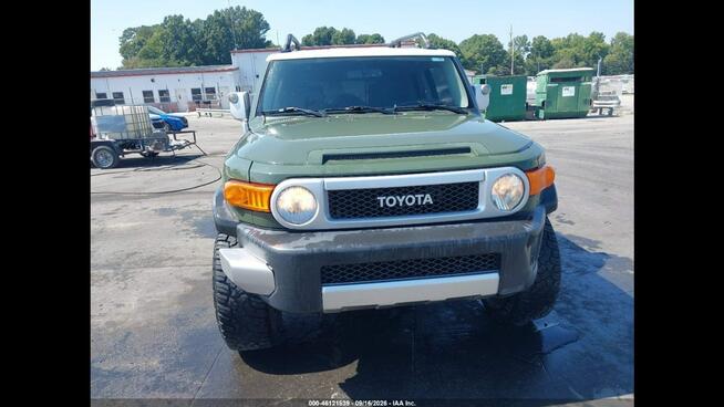 FJ CRUISER / 4x4 / 4.0 V6 Wrocław - zdjęcie 2