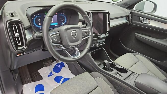 Volvo XC 40 B3 Core aut ! Z Polskiego Salonu ! Faktura VAT ! Warszawa - zdjęcie 9