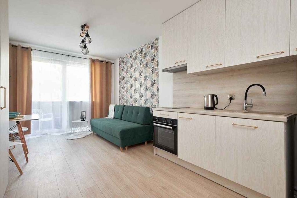 1pok, 21met, okolice Armii Krajowej BALKON/WINDA (Wrocław) Krzyki - zdjęcie 1