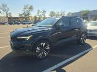 Volvo XC 40 Ultra Dark Theme / AWD / B5 Białystok - zdjęcie 3