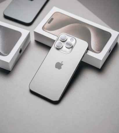 Brandnew Apple iPhone 15 Pro Max Tuchola - zdjęcie 1