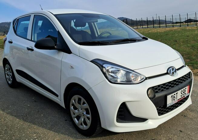 Hyundai i10 1.0 Benzyna 67 KM Cisiec - zdjęcie 2