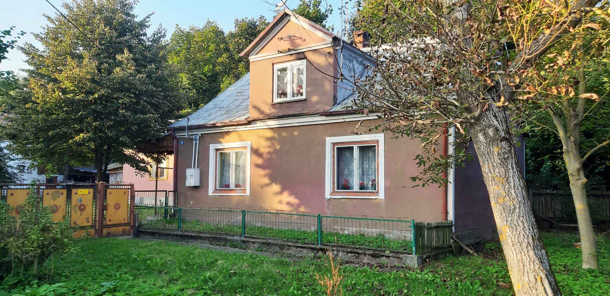 Dom do remontu, bud. gospodarcze i 3000m.kw. działki Zrecze Duże - zdjęcie 1
