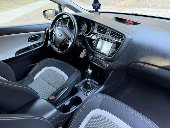Kia Ceed 1.6 Crdi/Kamera/Navi Skarszewy - zdjęcie 8
