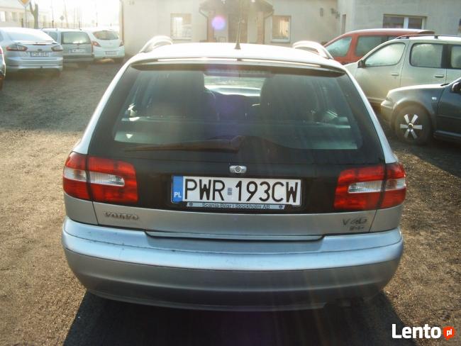 Volvo V 40 1,9 TD 115 KM 2002 r Września - zdjęcie 4