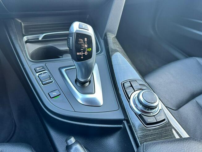 BMW 318 Luxury Line 2.0d Automat Bezwypadek 2 Właściciel. Baranowo - zdjęcie 11