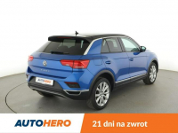 Volkswagen T-Roc navi klima auto grzane fotele czujniki parkowania Warszawa - zdjęcie 7