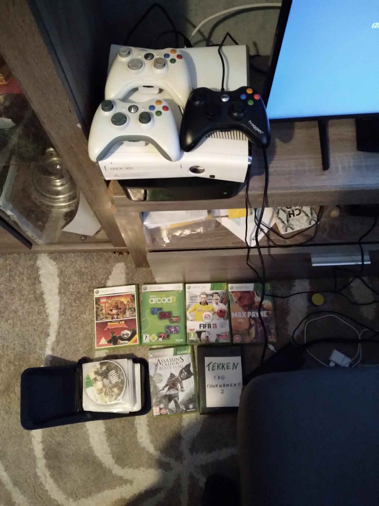 Sprzedam Xbox360 kamerka kinect 2pady 30gier okazja 450zl od Jastrzębie-Zdrój - zdjęcie 1