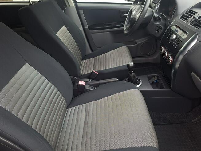 Suzuki SX4 * 4x4 * 1.6benzyna * BARDZO ŁADNE* klimatronik * relingi * Olsztyn - zdjęcie 6