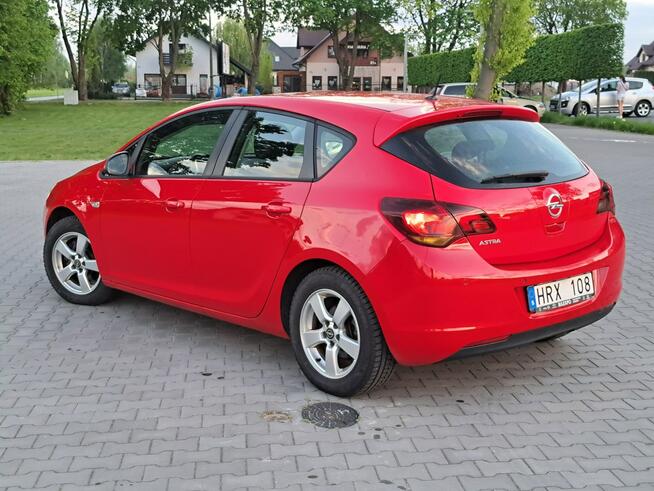 Opel Astra sport 1.6 Manual, 115 KM, 2010r Zwoleń - zdjęcie 11