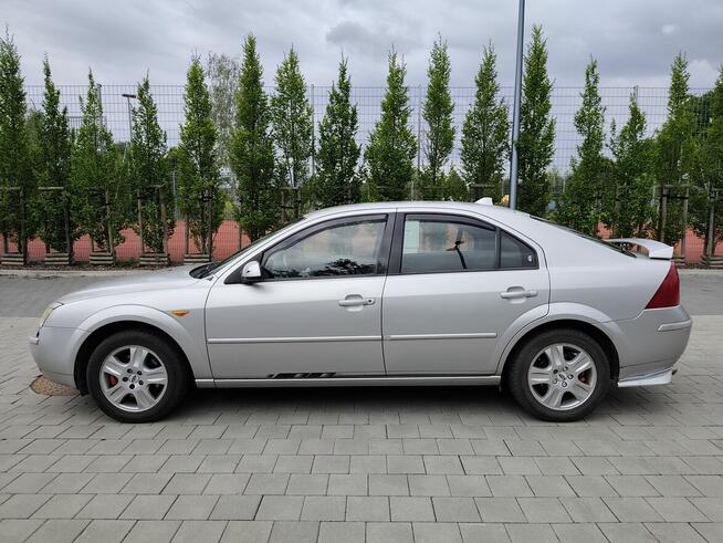 Ford Mondeo MK3 2.0 146KM GHIA 2002r Wrocław - zdjęcie 8