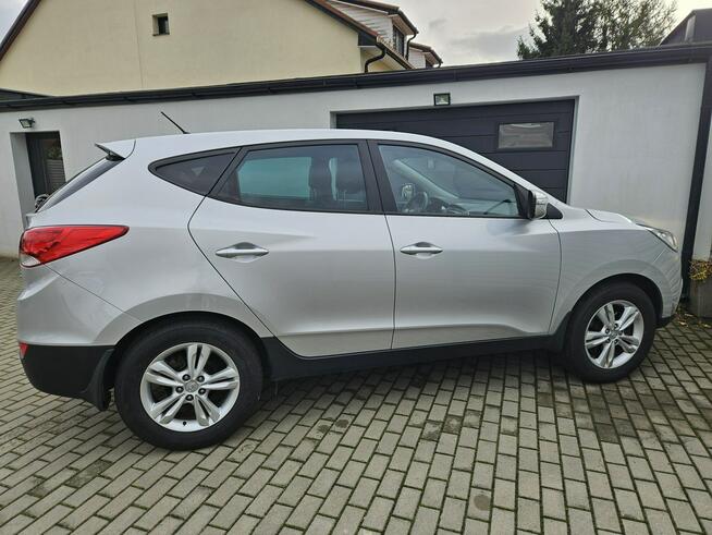 Hyundai ix35 2.0 16v 163KM niski przebieg BEZWYPADEK zadbany BDB STAN Gdynia - zdjęcie 4