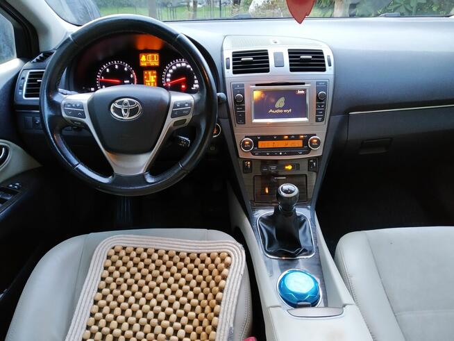 Sprzedam Toyotę Avensis T27 kombi Konin - zdjęcie 6