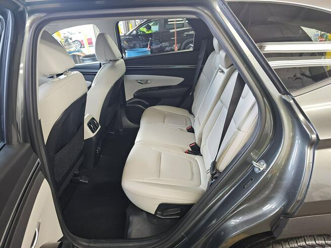 Hyundai Tucson LIMITED / AWD / Benzyna Częstochowa - zdjęcie 9
