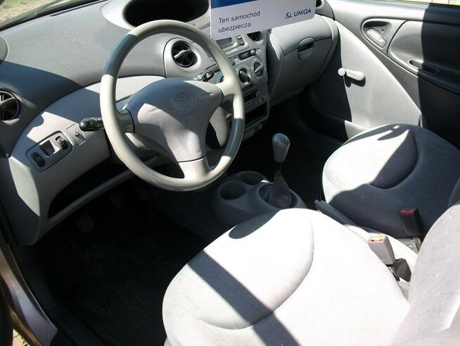 Toyota Yaris w bardzo dobry stan techniczny Katowice - zdjęcie 5
