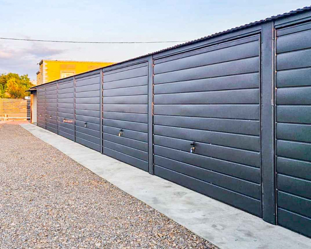 Rząd garaży 24x5m + wiata 2m 8x brama uchylna  dach spad w przód GP488 Dobre Miasto - zdjęcie 2