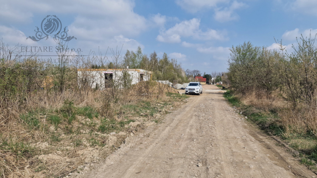 Piekna działka budowlana, połozona w cichej i zielonej okloicy. Lutynia - zdjęcie 12