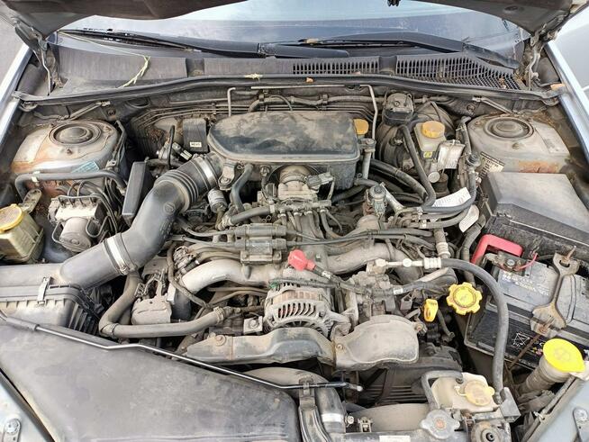 Subaru Legacy 2.0 LPG 4x4 04r Tarnów - zdjęcie 8