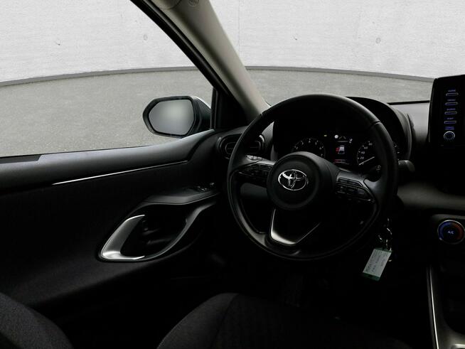 Toyota Yaris Komorniki - zdjęcie 10