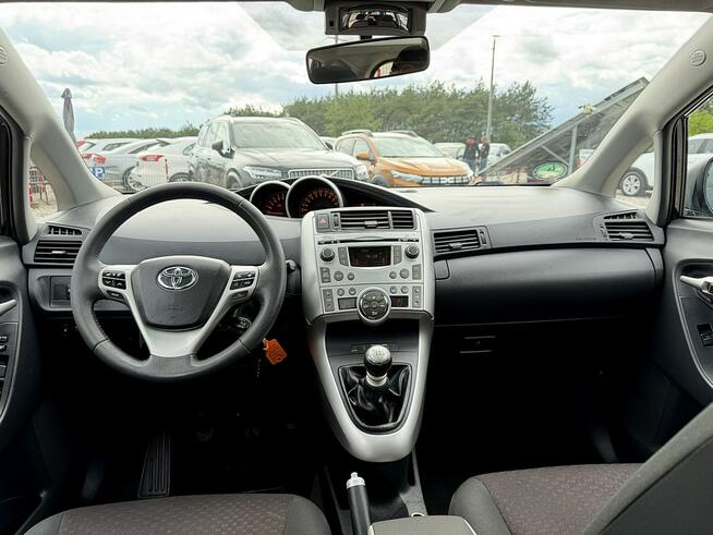 Toyota Verso 1.8i Panorama Climatronic Gwarancja Kutno - zdjęcie 12
