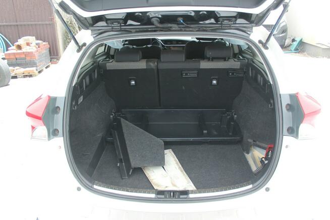 Toyota Auris Ostrów Wielkopolski - zdjęcie 12