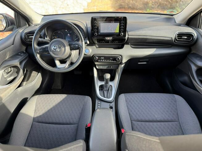 Toyota Yaris 1.5 Hybrid Tarnowskie Góry - zdjęcie 6
