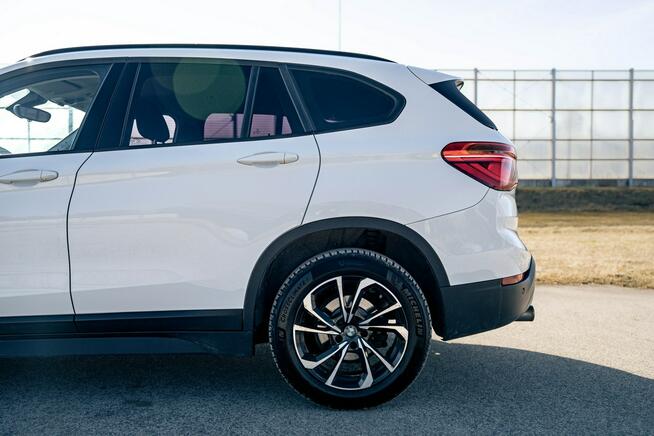 BMW X1 sDrive18i, Salon PL, Bezwypadkowy, FV Marża, Warszawa - zdjęcie 12