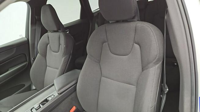 Volvo XC 60 B4 D AWD Core aut ! Z Polskiego Salonu ! Faktura Vat ! Warszawa - zdjęcie 11