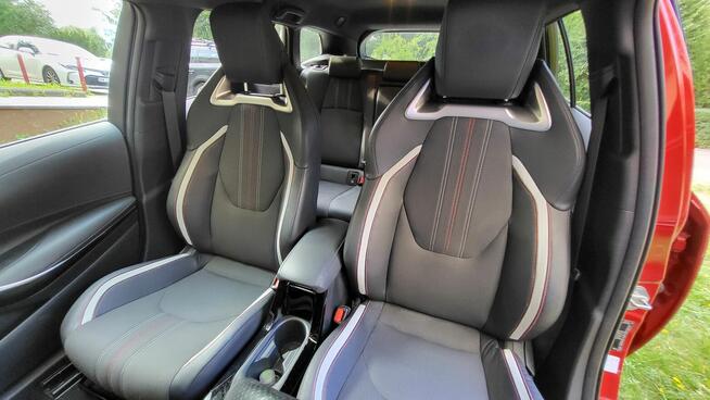 TOYOTA COROLLA KOMBI | GR SPORT DYNAMIC | 2.0 HYBRID Warszawa - zdjęcie 7