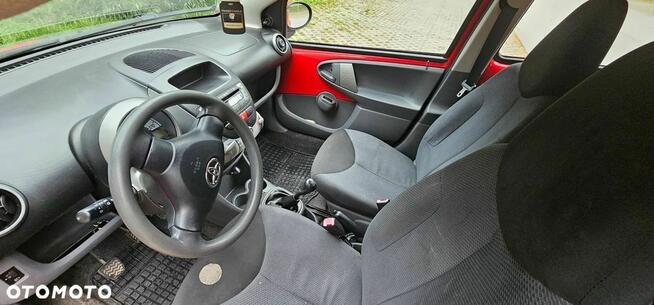 Toyota Aygo Kielce - zdjęcie 11