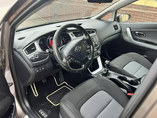 Kia Cee'd 1.6 benzyna 135 KM super stan klima parktronik Słupsk - zdjęcie 7