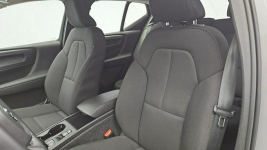 Volvo XC 40 Essential aut ! Z Polskiego Salonu ! Faktura VAT ! Warszawa - zdjęcie 11
