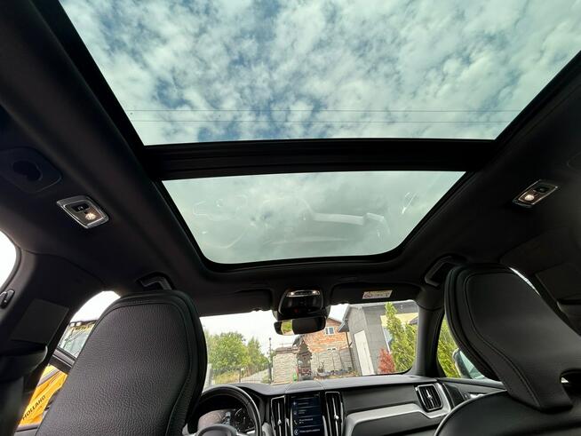 Volvo XC 60 R Design z Gwarancją Model 2020r Żyrardów - zdjęcie 9