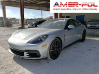 Porsche Panamera 2018, 3.0L, porysowany lakier