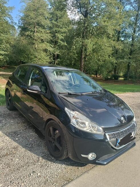 Peugeot 208 czarny automat Stalowa Wola - zdjęcie 2