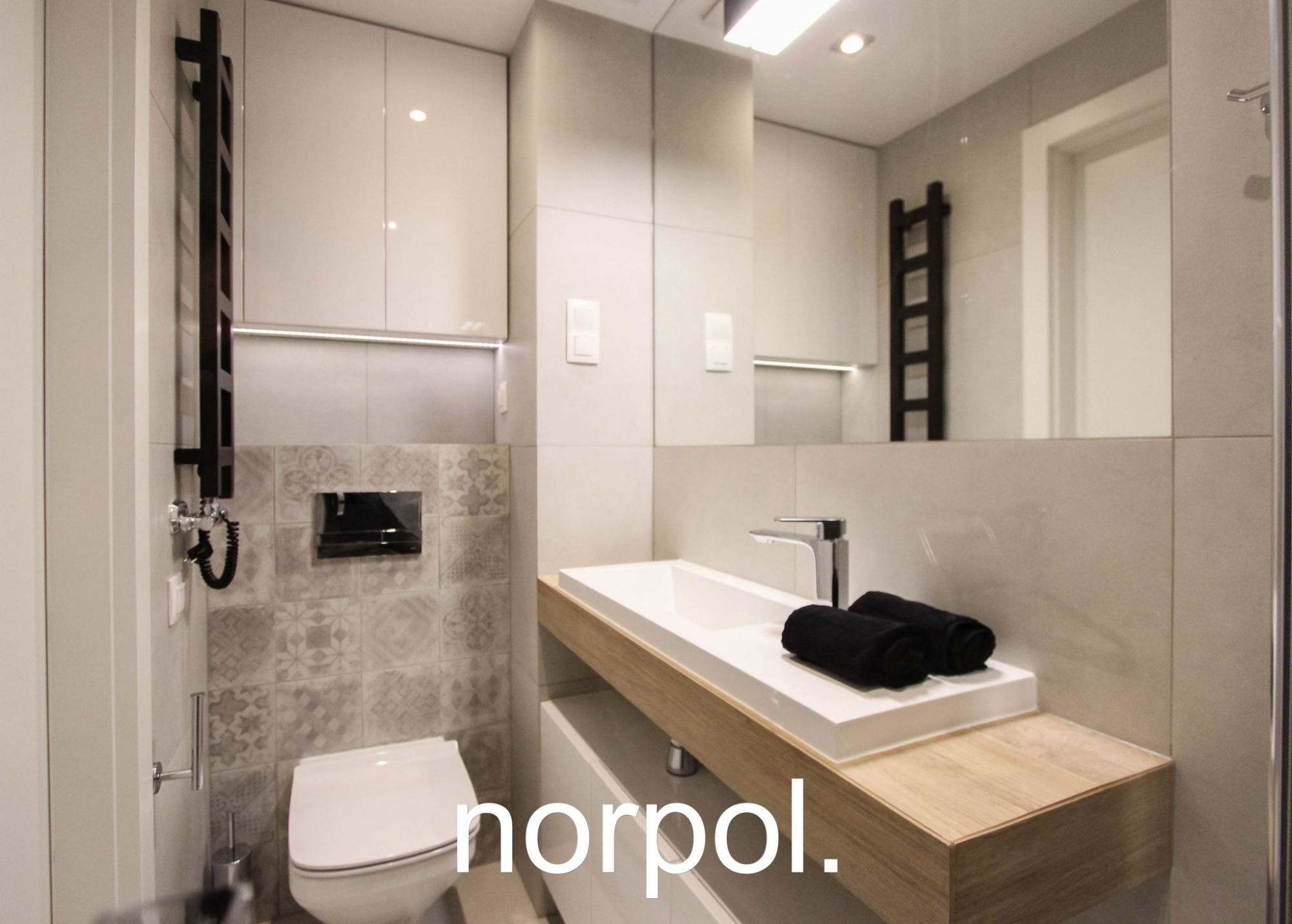 Nowoczesne studio z balkonem, BASEN I SIŁOWNIA W BUDYNKU Kraków - zdjęcie 7