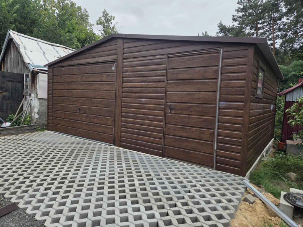 Garaż blaszany dwustanowiskowy 6×6 brama uchylna dwuspadowy, PRODUCENT Fabryczna - zdjęcie 3
