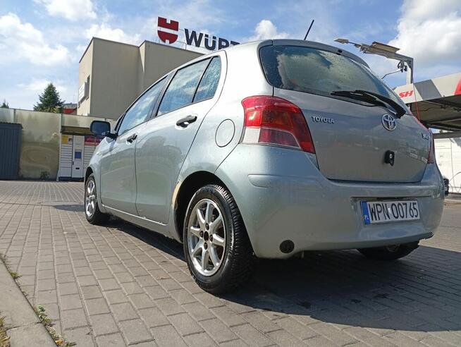 Toyota Yaris II , 998cm3 ,5.5L LPG na 100km , Płock - zdjęcie 2