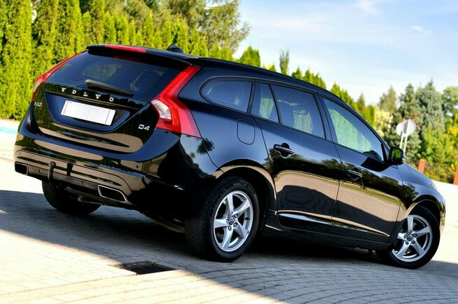 Volvo V60 2,0 D4 181KM_Lift_Led_Navi_Klima_Parktronik Płock - zdjęcie 5