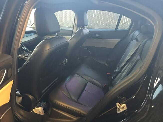 Alfa Romeo Giulia Q4 Sport 2.0 285KM 2018r. oferta w transporcie Kampinos - zdjęcie 9