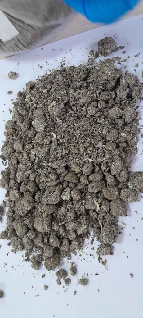 Śruta słonecznikowa niegranulowana Dąbrówki - zdjęcie 1