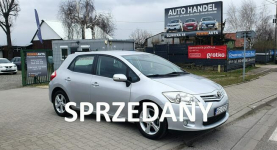 Toyota Auris 6 biegów/Tempomat/Hak/Alufelgi/Klimatronik 2-strefowy