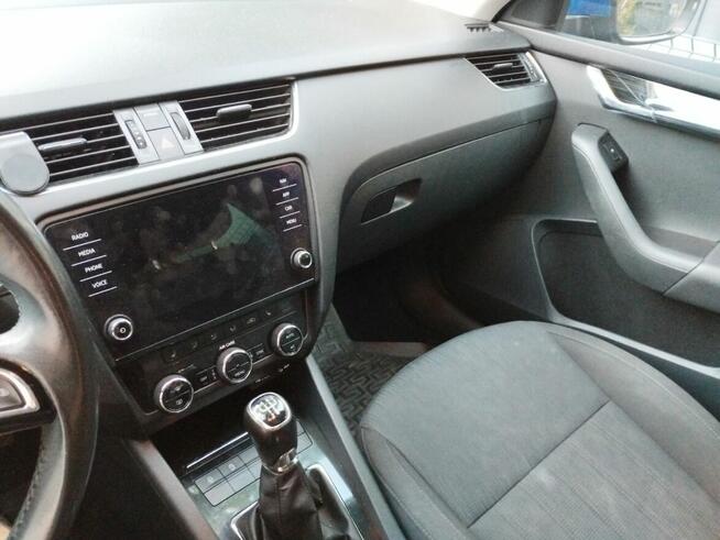 Skoda Octavia 3 1.6 tdi 115km STYLE Kombi Bezwypadkowa Rybnik - zdjęcie 9