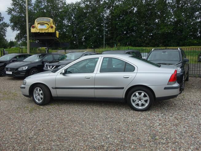Volvo s60 2002 2.5 benzyna 140km automat skóry zadbane Słupsk - zdjęcie 4