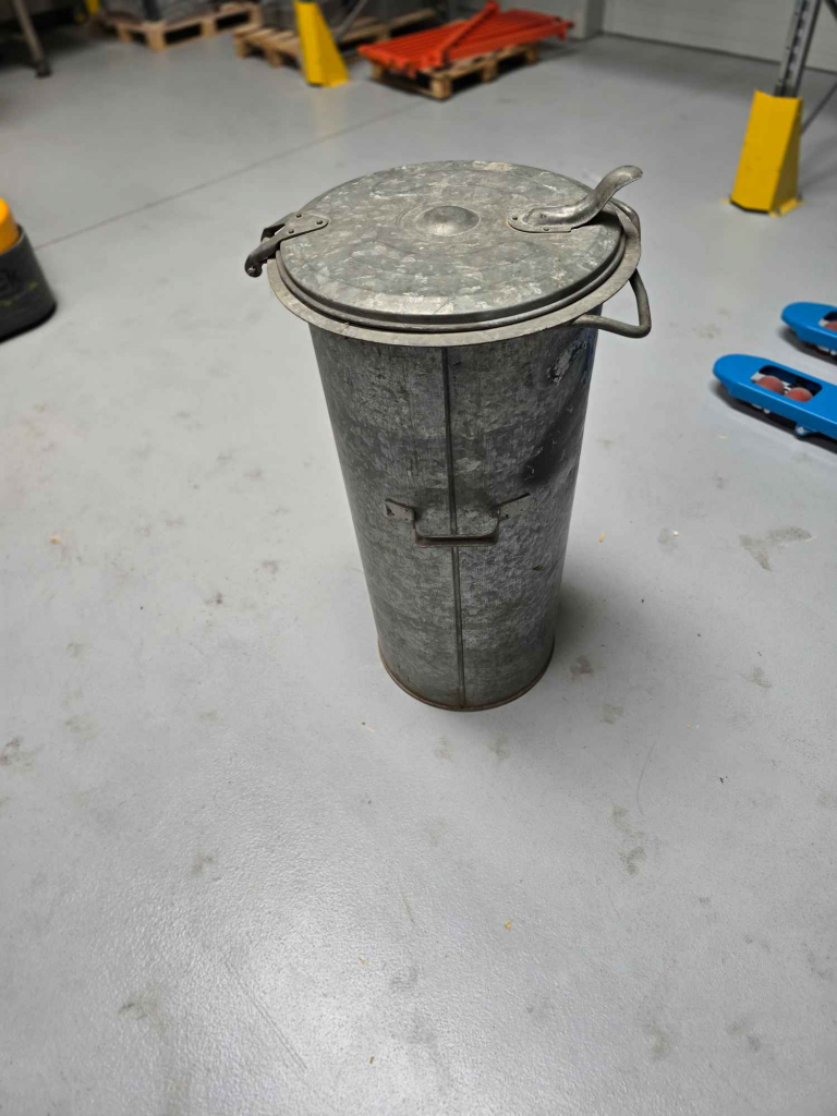 Metalowy pojemnik ocynkowany  na odpady Raszyn - zdjęcie 1