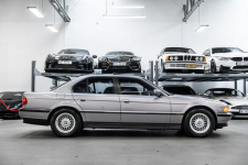 BMW 740 Oryginał. Bezwypadkowa. Niski przebieg. Węgrzce - zdjęcie 7