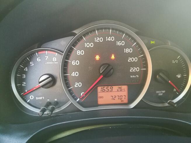 Toyota Yaris III 2013 1.3 Benzyna Niski przebieg Klima Hak Drezdenko - zdjęcie 9