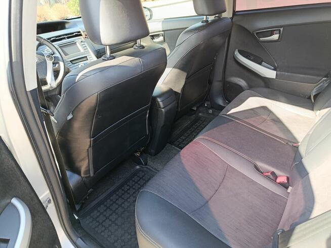 Sprzedam Toyota Prius 3. Łomianki - zdjęcie 2