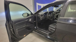 Toyota Camry 2.5 Hybrid Comfort CVT Grójec - zdjęcie 11