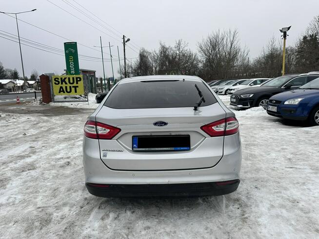Ford Mondeo Warszawa - zdjęcie 8